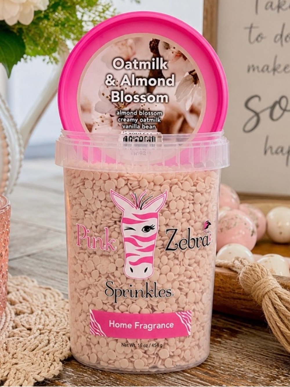 Pink Zebra Oatmilk & Almond Blossom Soy Wax Melts
3.75 oz bag